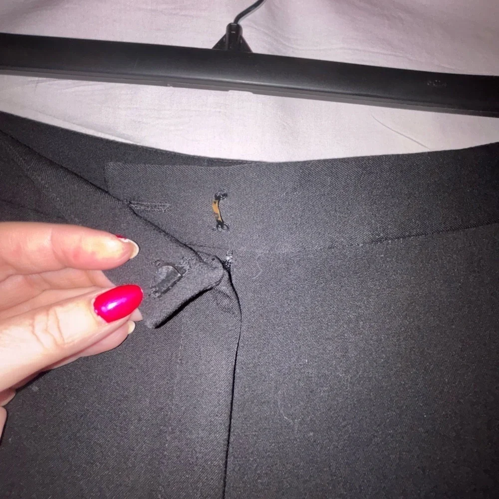 Larry Levine Black Women's Trousers